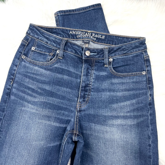 👖|•AMERICAN EAGLE OUTFITTERS•| Vintage Hi-Rise Jeans Size 10👖 - Picture 3 of 8